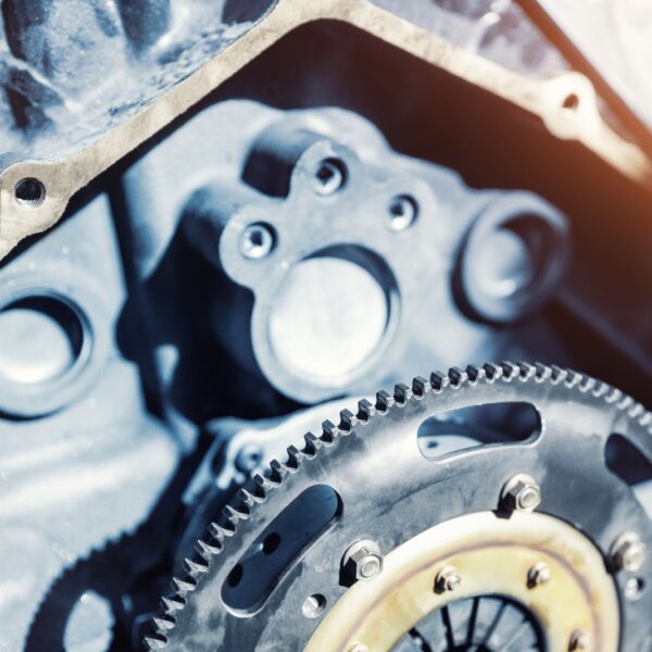 Koło zamachowe silnika: budowa, działanie i awarie