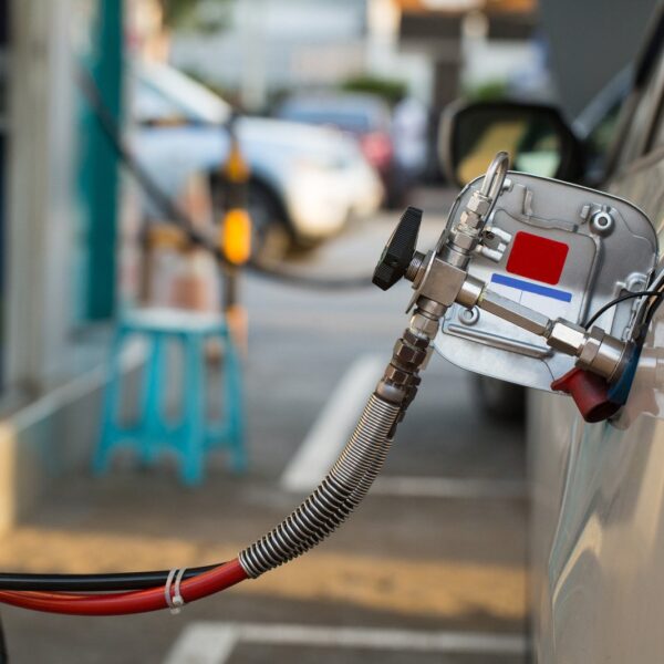 Jakie są alternatywy dla tradycyjnego paliwa samochodowego?